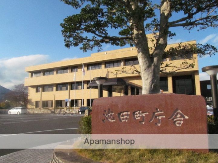 メゾン池田(池田町六之井)の周辺