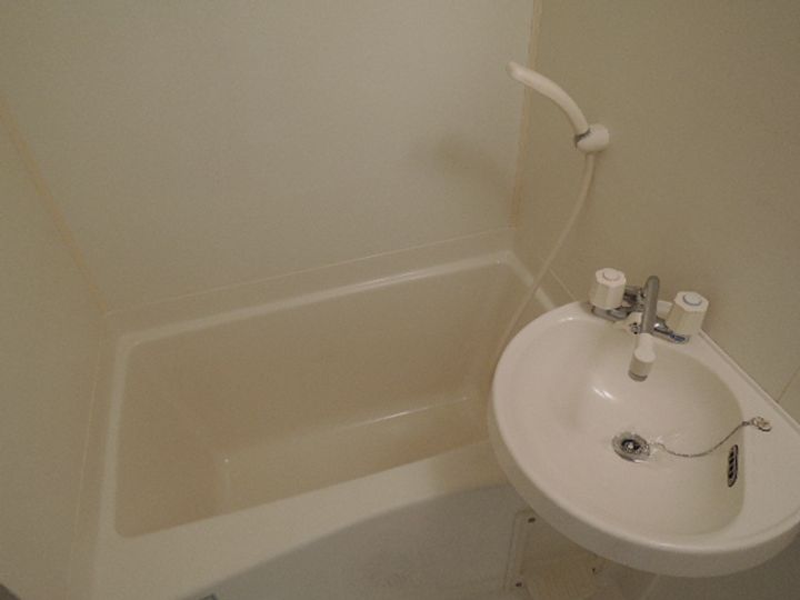 SURPLUSKATOB棟の内装