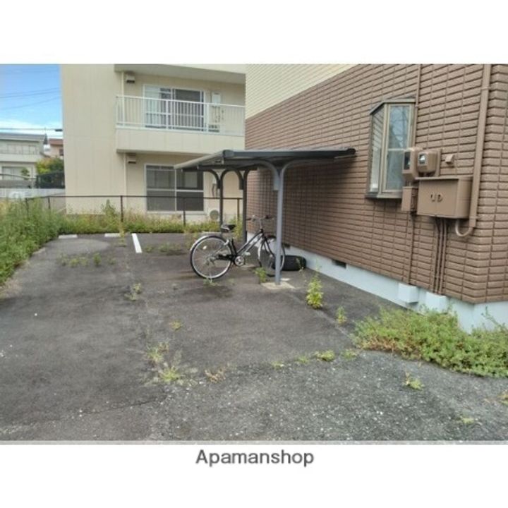 セラミックハウスBEEの外観