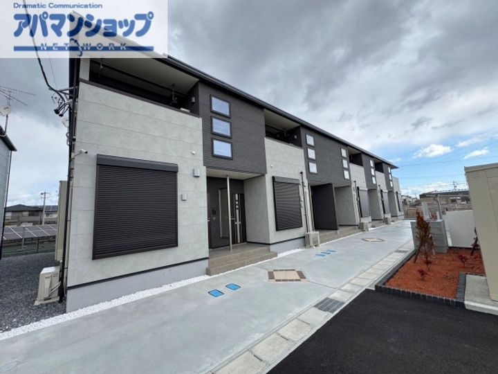 クレール・恵の外観