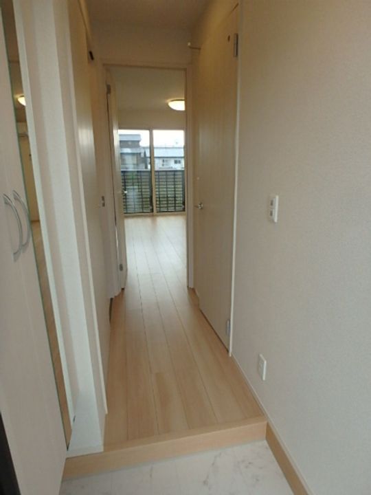 GーROOM飯柄(ジールームイイガラ) A棟の玄関