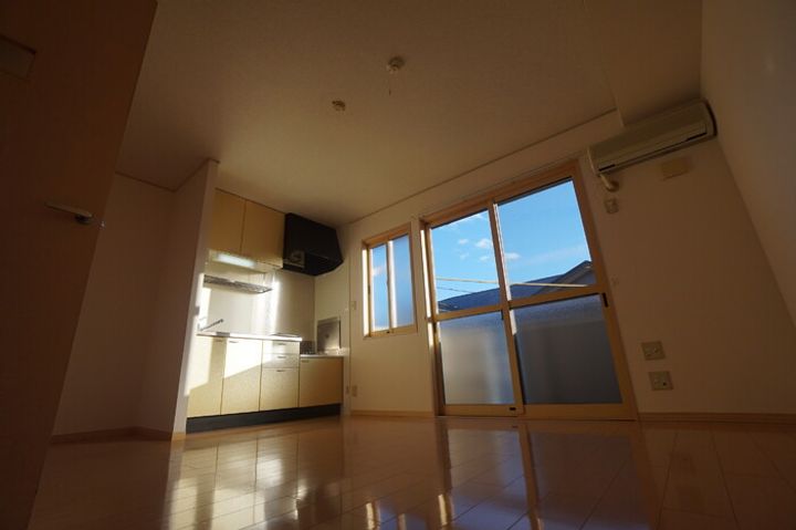 グランシティソレーユⅡ207の居間