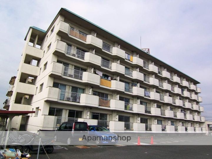 スカイハイツの外観