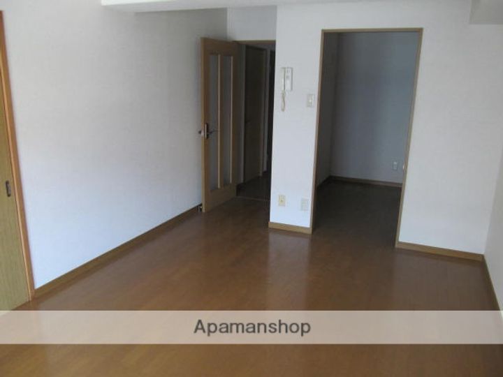 グランサム203の居間