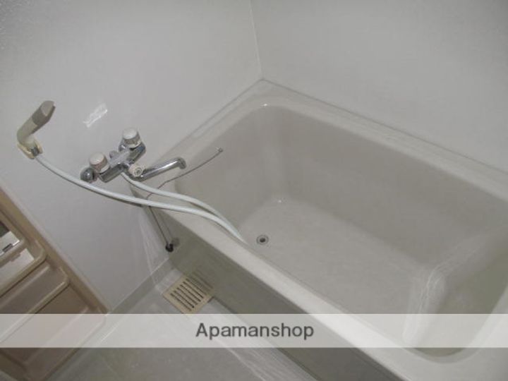 エナール楠201の風呂