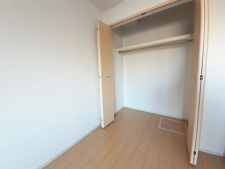 シャルマン・ジョイのその他画像