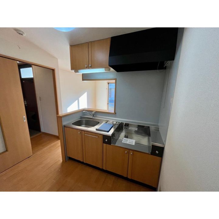 メルベーユ芝原 B108号室の玄関