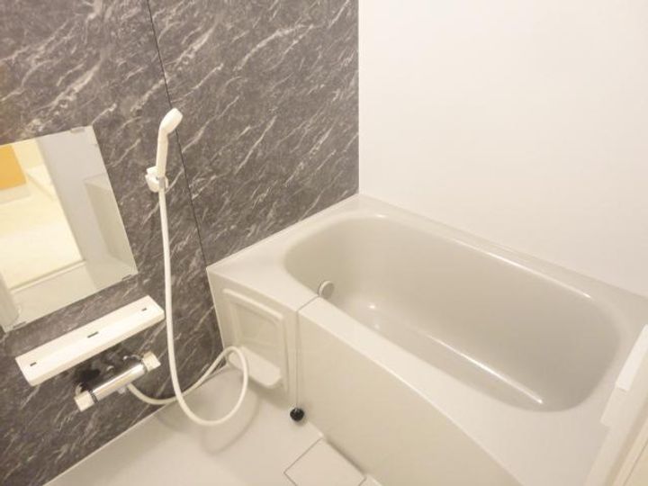 ANJUUREI(アンジュレイ)の風呂