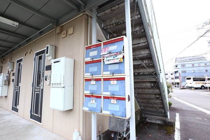 セピア・コートの内装