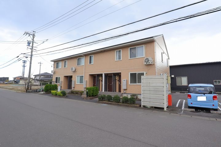 L’ARC(ラルク)の外観