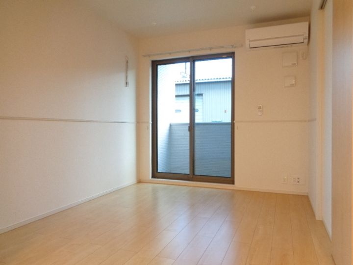 LUKAKU(ルカク)の居間