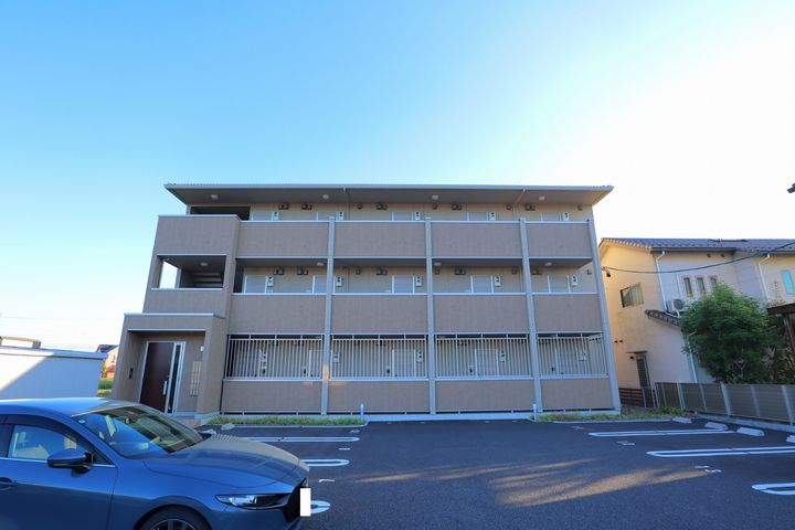 フルール那加の外観