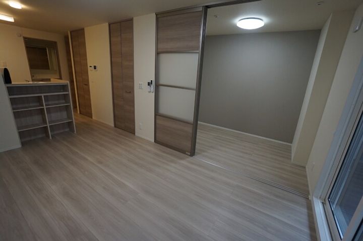 BELLFLOWER高森の内装