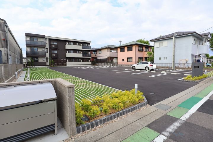 TORISIAマルナガの外観