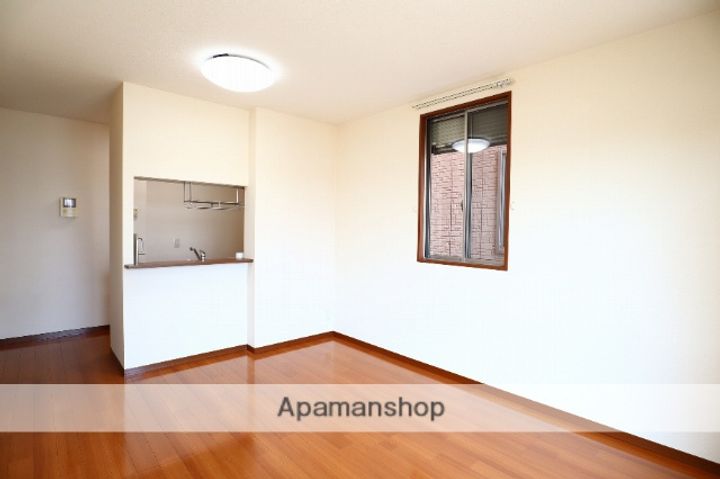 サンフラワーF101の居間