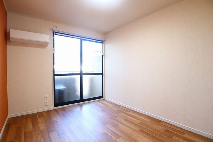 セピア・コートの内装