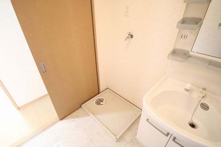 セジュールカルフール Bの内装
