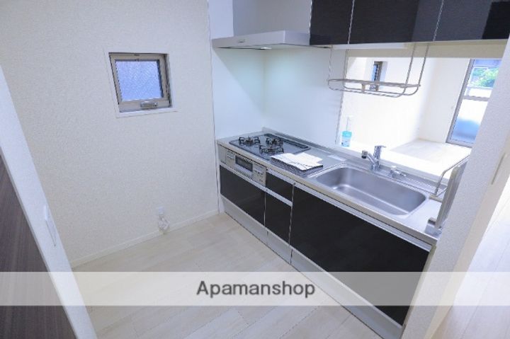 ファミール野一色のキッチン