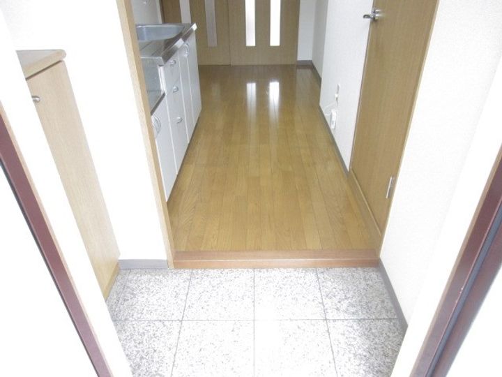 グリュックヴォーネン202の玄関