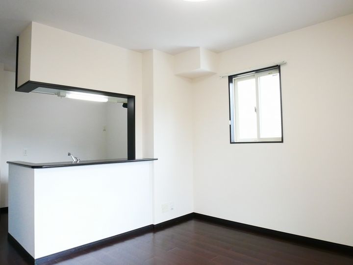 ルビコン・ドゥーエ205の居間