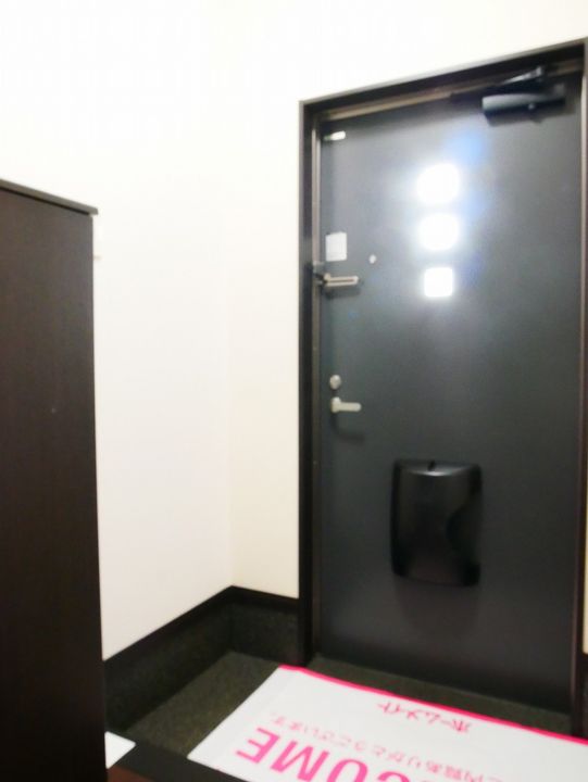 ルビコン・ドゥーエ205の玄関