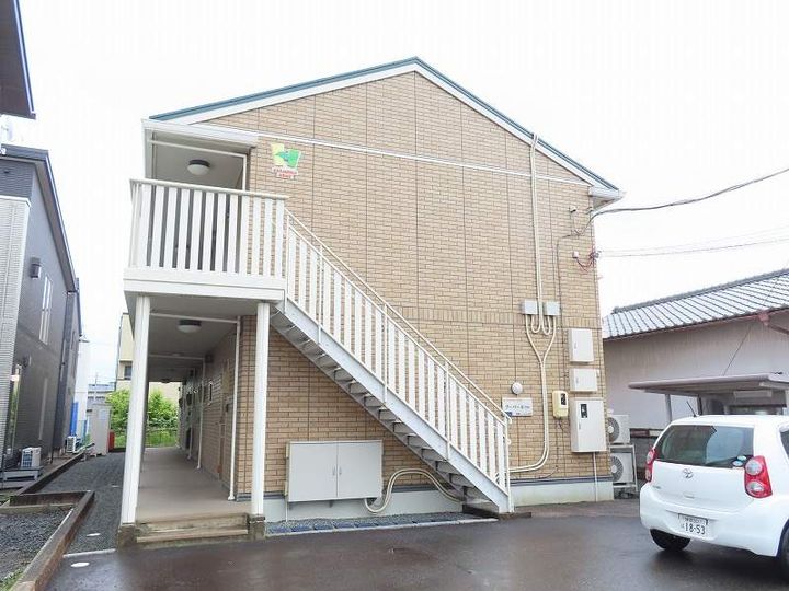 ラ・パールTWOの外観