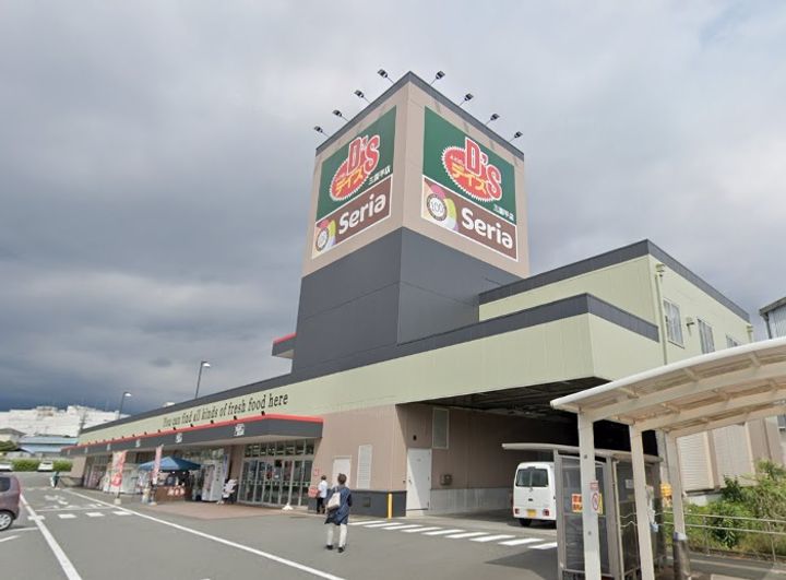 グリシーヌの周辺