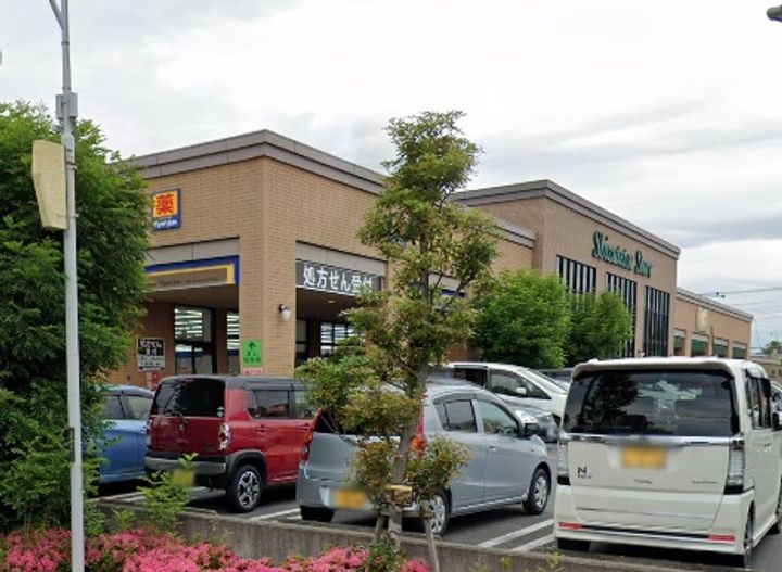 ツインズマンションT-34の周辺