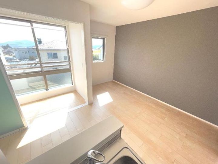 TROIS ETOILES(トロワ エトワール)の居間