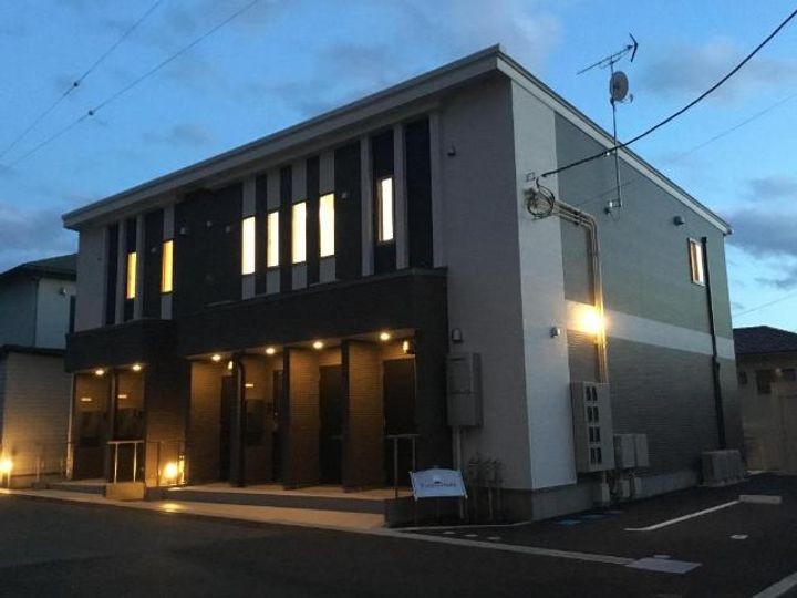 TROIS ETOILES(トロワ エトワール)の外観