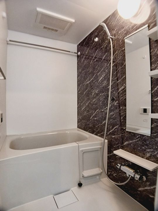 ガーデン ハウス イナバ Ⅱの風呂