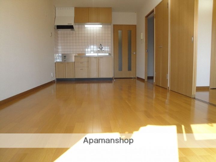 サニーヒルⅡ302の居間