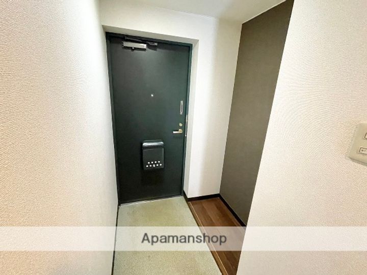 セントラル徳倉の玄関