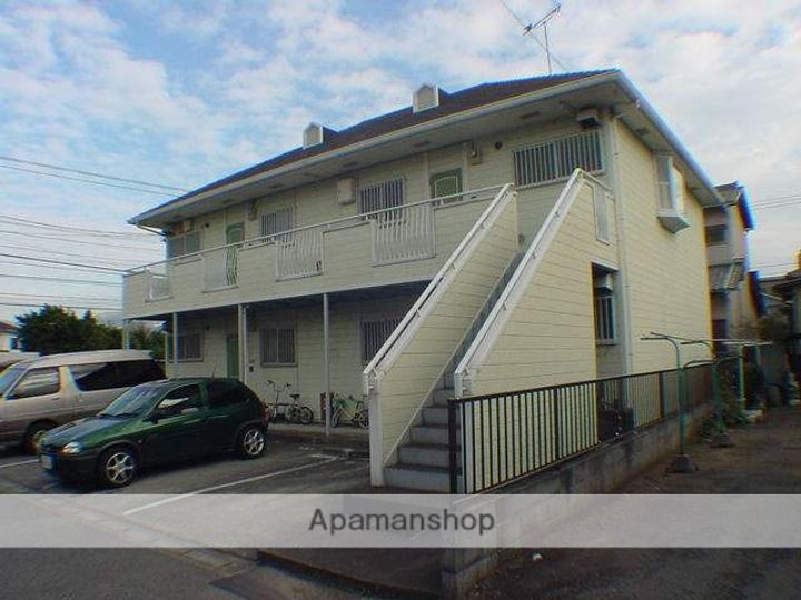 エステートピア足立の外観