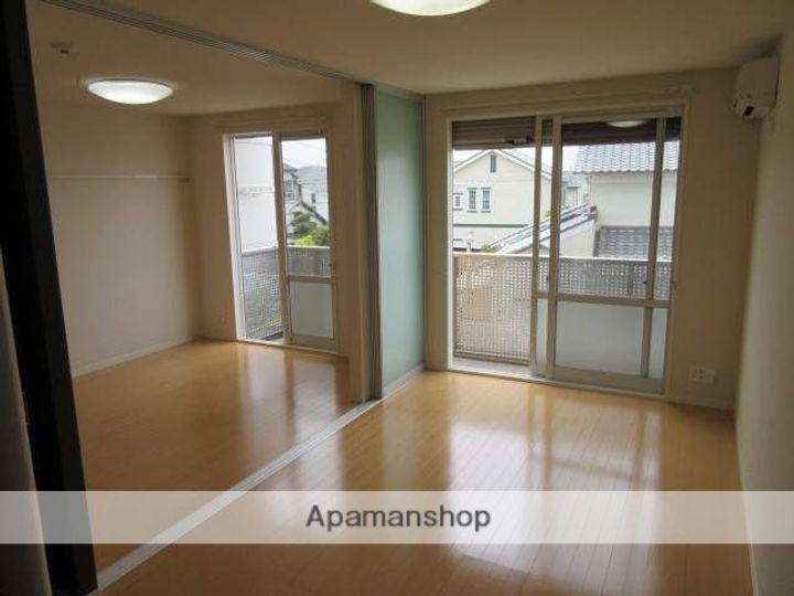 シャーメゾンラフィネの居間