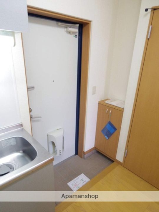 静岡県三島市西本町の賃貸マンション403の玄関
