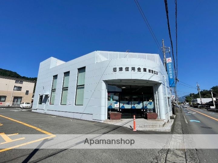 ヒルサイドテラス徳倉の周辺