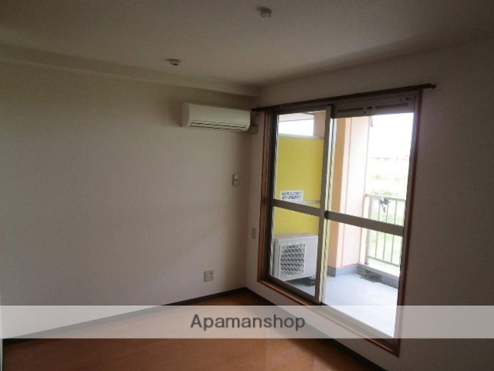 ウイングビューの居間