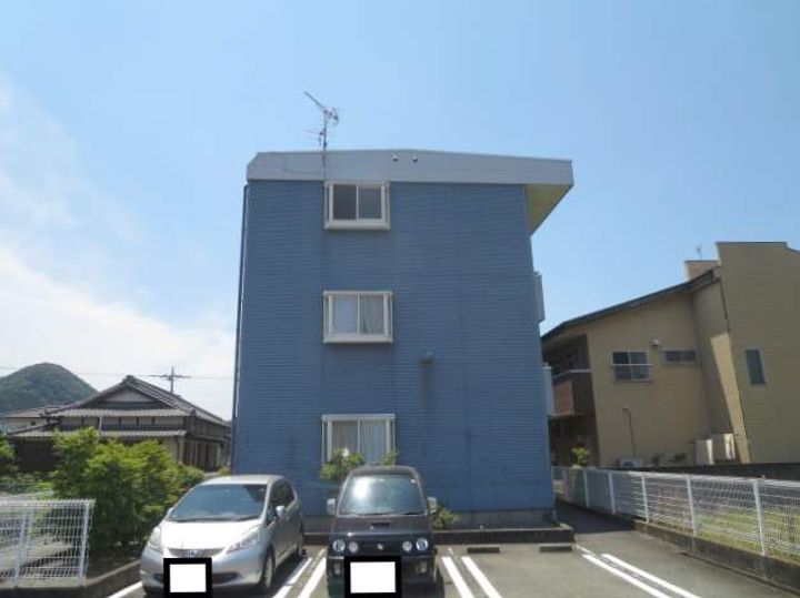 サンライズいわざきの外観