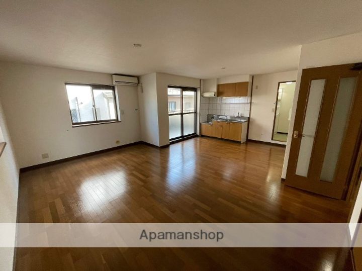 シティコート東町の居間