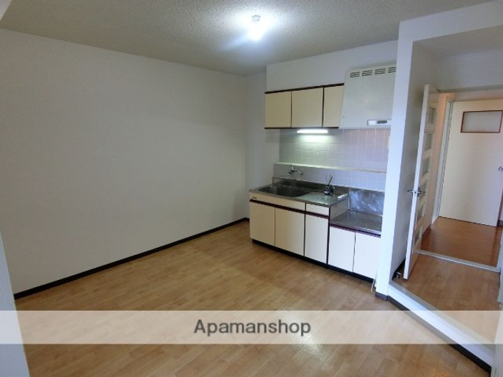 第2アゼリアハイツの居間