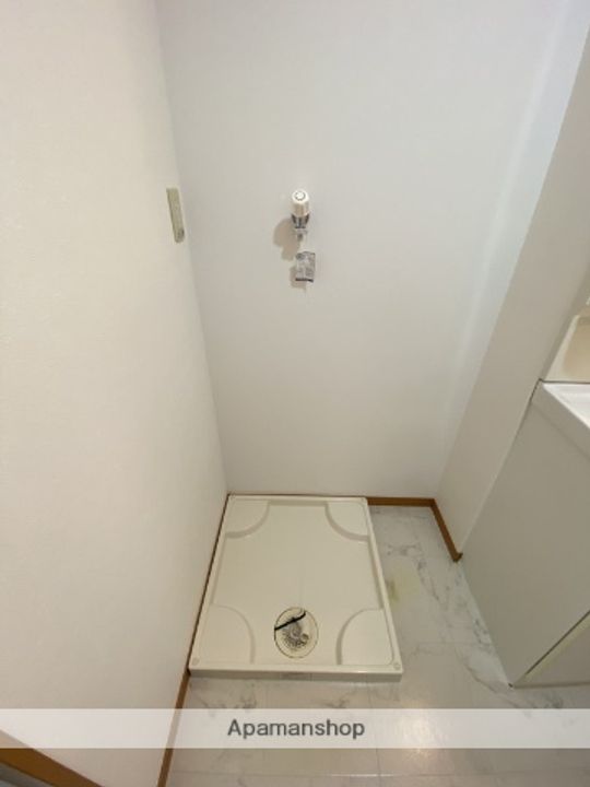 静岡県沼津市西添町の賃貸マンションの内装
