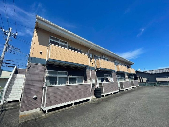 サンビレッヂの外観