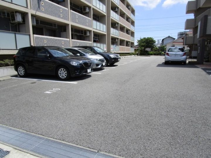 グリーンヒルズWEST Iの外観