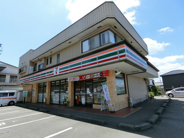 フルスパシエンテの周辺