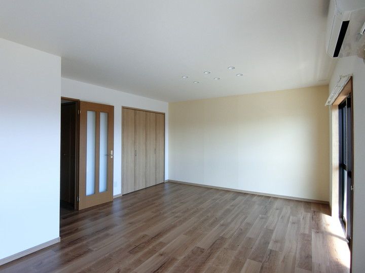 アウローラ桜堤403の内装