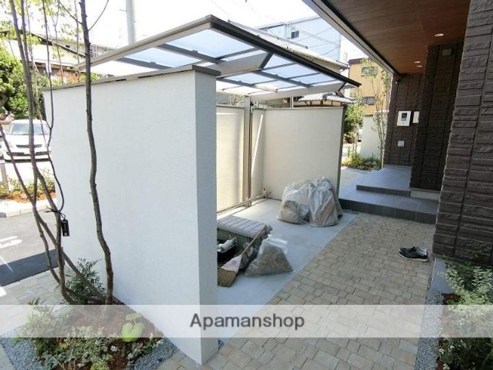 静岡県駿東郡長泉町竹原の賃貸マンションの外観