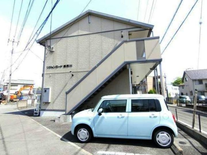 リジョンロード加茂川の外観