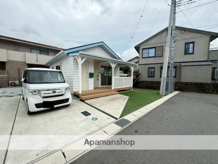 静岡県三島市中(一戸建)の賃貸物件の外観