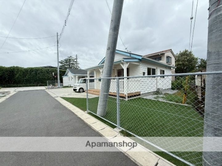 静岡県三島市中(一戸建)の賃貸物件の外観